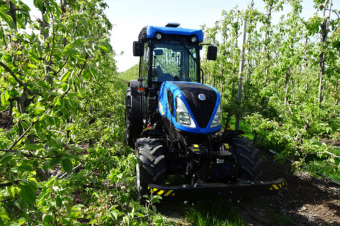 iQuus Home - New holland in action orchard